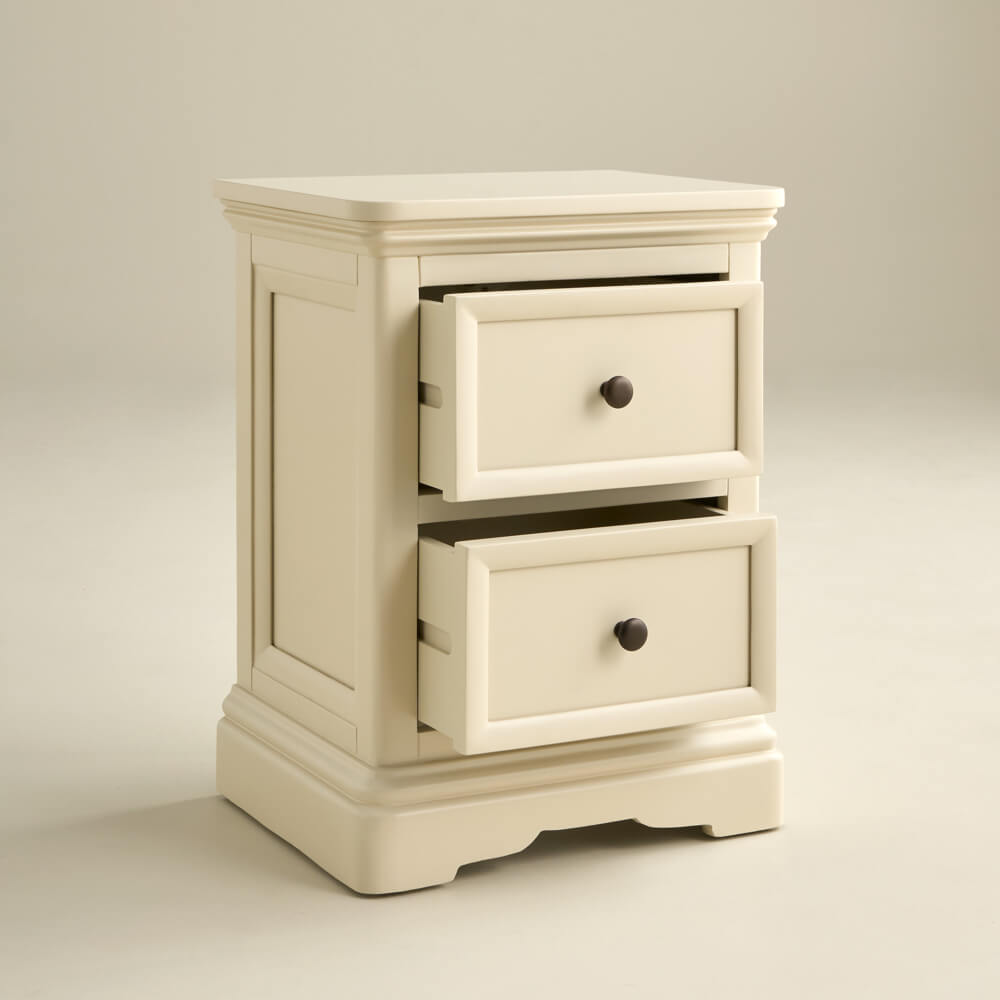 Bordeaux Bedside Chest